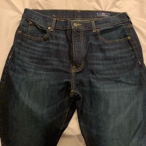 Men’s vineyard vines jeans